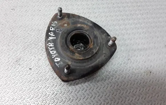 Toyota Yaris Front upper strut mount 