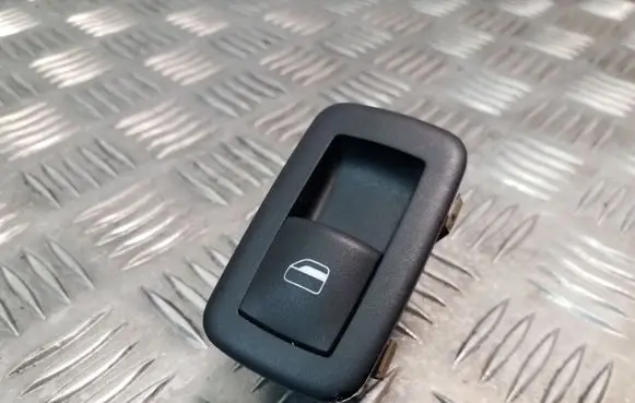 Chrysler Grand Voyager V Electric window control switch 04602539AC 10003136