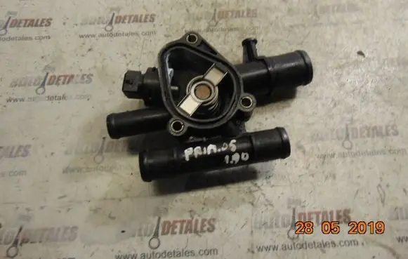 Thermostat/thermostat housing