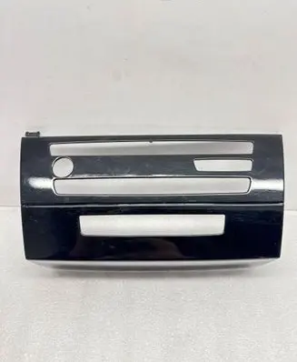 BMW 3 E90 E91 Radio/GPS head unit trim 6958409