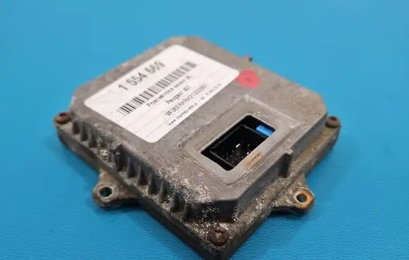 Peugeot 407 Headlight ballast module Xenon 1307329095 IMPRK1554669
