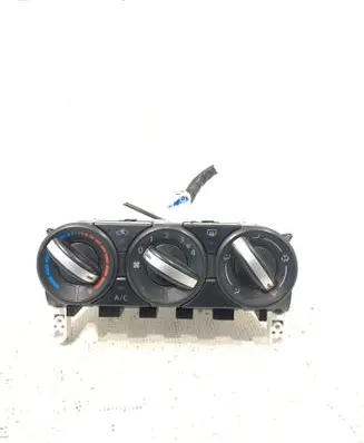 Nissan Qashqai Climate control unit
