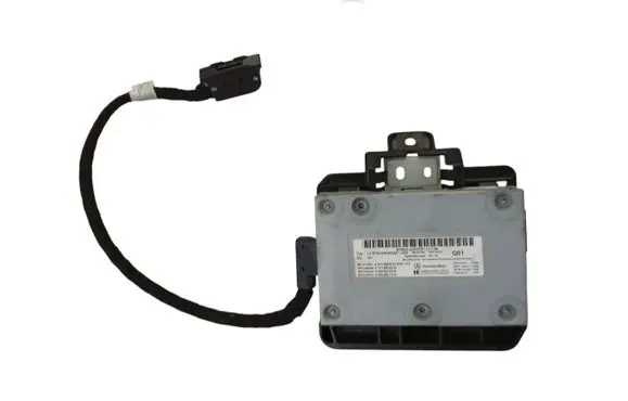 Mercedes-Benz C W204 Head unit multimedia control A2049000300 A2049021000 A2049020900