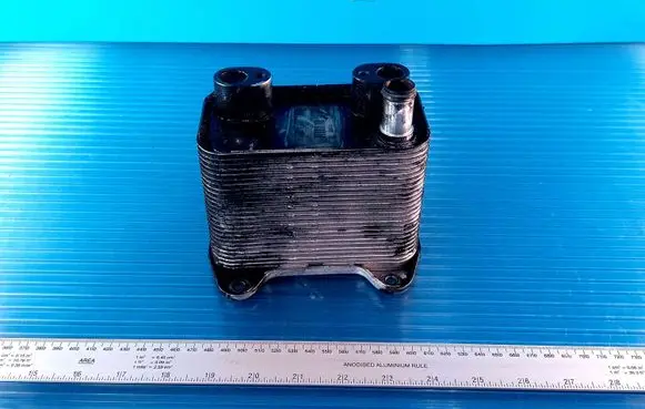 Mercedes-Benz E W211 Oil filter mounting bracket A6131880101 71055