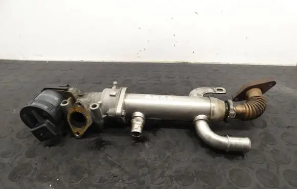 Ford Focus C-MAX EGR valve 9656612380 25375741