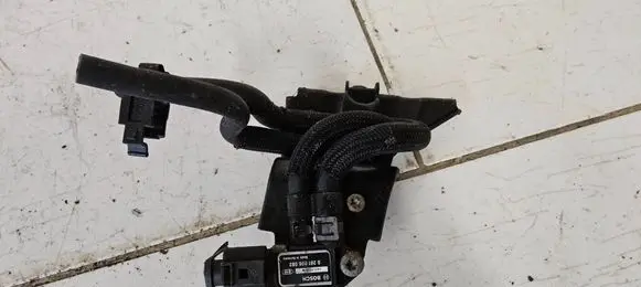 Volkswagen PASSAT B7 Exhaust gas pressure sensor 1K0131552N
