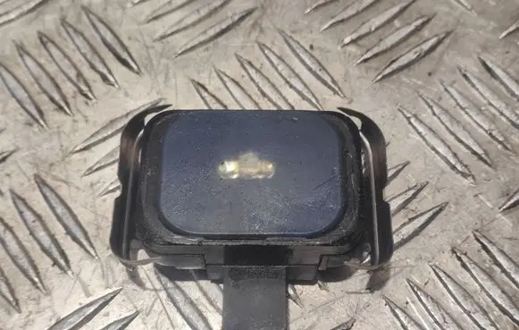 Volvo V70 Rain sensor 31214359