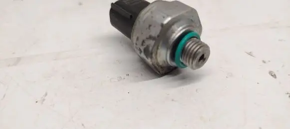 Air conditioning (A/C) pressure sensor