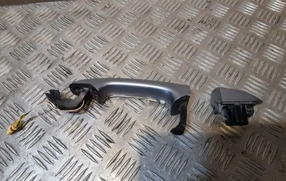 Jaguar XF Front door exterior handle 30753786