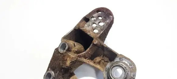 Audi A6 S6 C5 4B Engine mounting bracket 4b0199351b