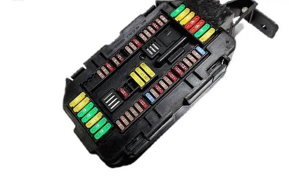 BMW X5 F15 Fuse module 6819653
