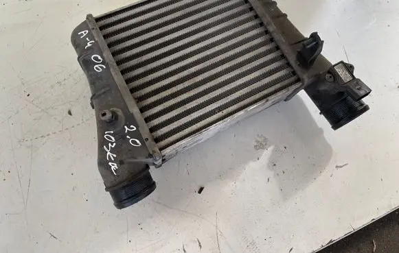 Audi A4 S4 B7 8E 8H Intercooler radiator 8E0145805AA