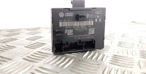 Audi Q3 8U Door control unit/module 8X0959795C