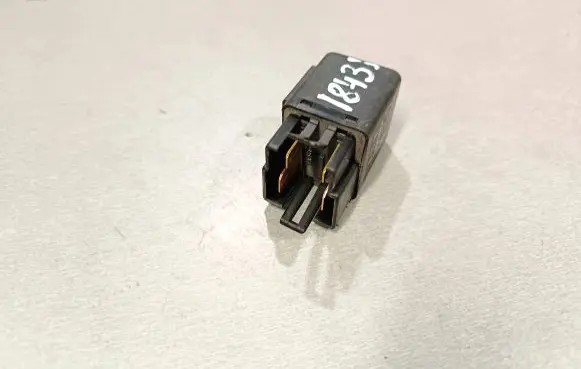 Hyundai Santa Fe Other relay AJWBA04 A204