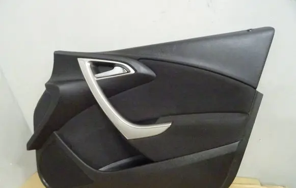 Opel Astra J Front door card panel trim 13315234 08062011