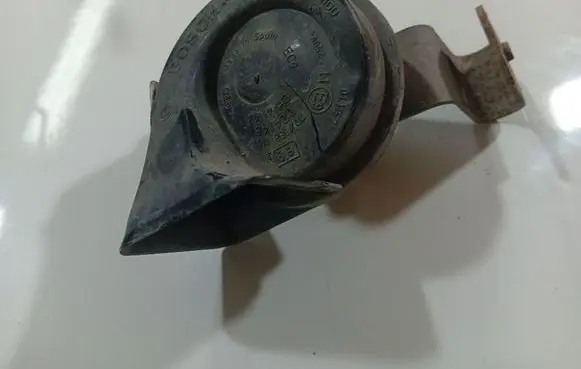 BMW 1 E81 E87 Horn signal 011157