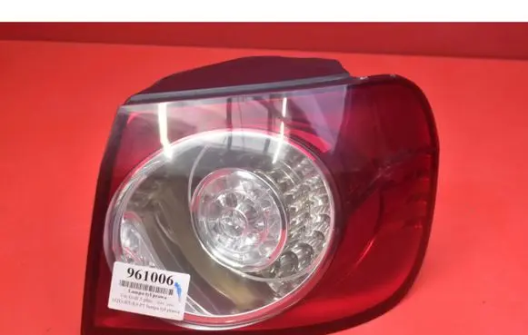 Volkswagen Golf V Rear/tail lights 5M0945096M