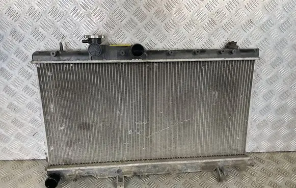 Subaru Impreza II Coolant radiator