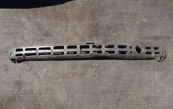 Mini One - Cooper Clubman R55 Front bumper foam support bar 