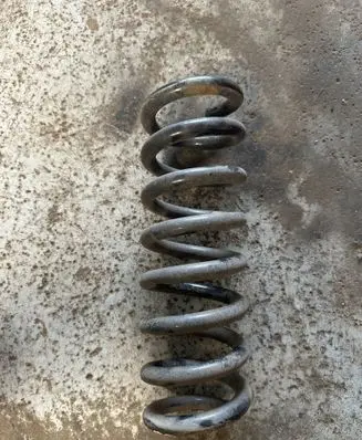 Mercedes-Benz E W212 Rear coil spring
