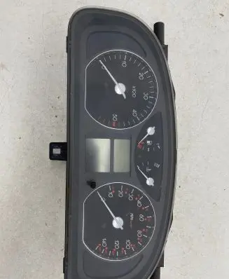 Renault Laguna II Speedometer (instrument cluster) 8200218889 501018890079 6K224G72