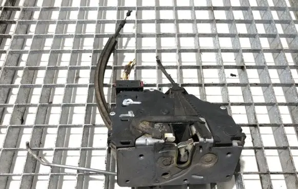 Fiat Ducato Front door lock 1346336080