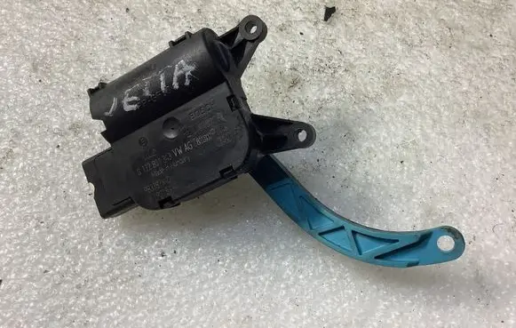 Volkswagen Jetta V Air flap motor/actuator 0132801343 1K1907511E 983387XD