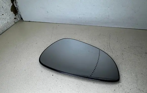 Ford Fiesta Wing mirror glass 4202044