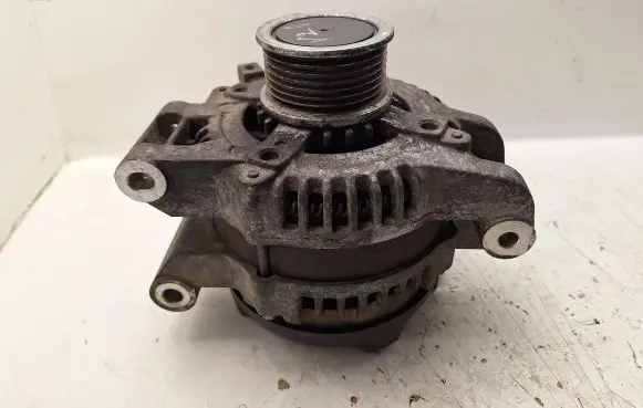 Toyota Corolla Verso AR10 Generator/alternator 270600G011