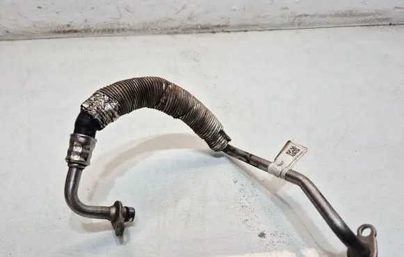 Mini Clubman F54 Air conditioning (A/C) pipe/hose 7648352041