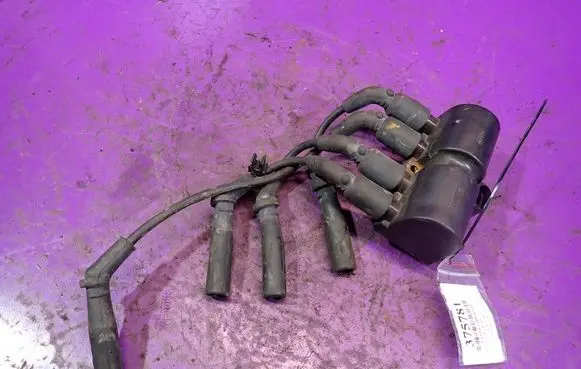High voltage ignition coil