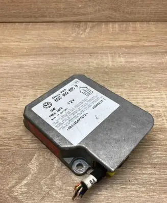 Volkswagen PASSAT B5 Airbag control unit/module 6Q0909605B 5WK42869Used WithPlug