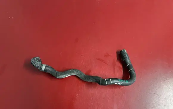 BMW X1 F48 F49 Engine coolant pipe/hose 6832801 64216832801