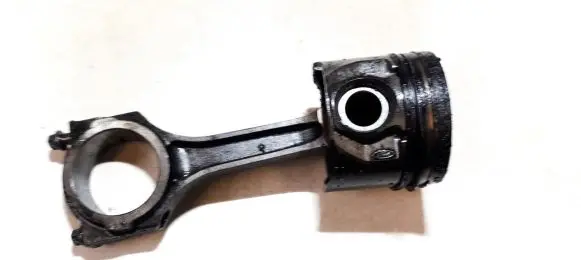 Ford Mondeo Mk III Piston with connecting rod 24655b