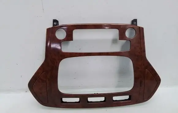 Radio/GPS head unit trim