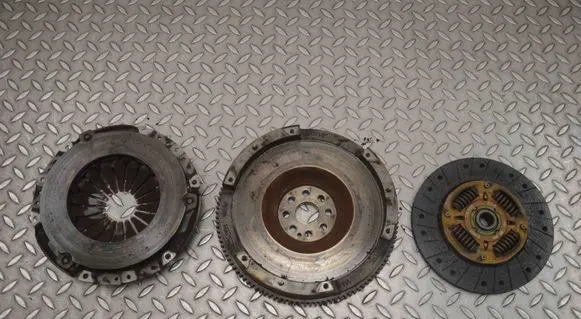 SsangYong Tivoli Clutch set kit G16DF A1730300105