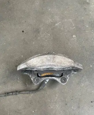 Mercedes-Benz S W222 Front brake caliper 22265