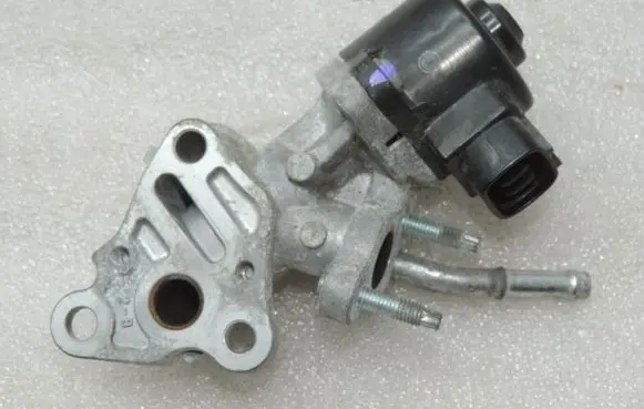 Toyota Yaris EGR valve 2562047020