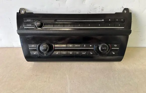BMW 5 F10 F11 Climate control unit 9117973
