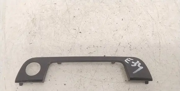 BMW 5 E34 Front door handle cover 51211928206