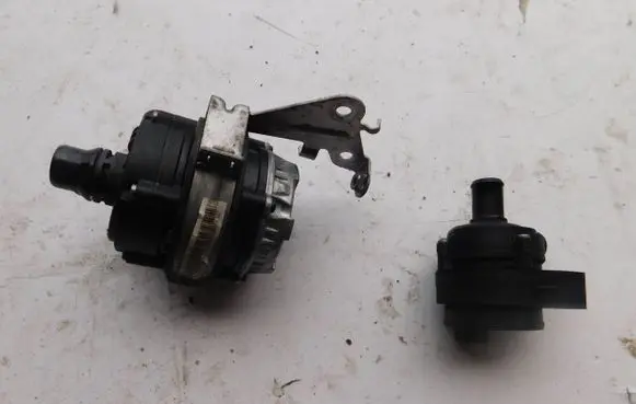 Mercedes-Benz C AMG W205 Electric auxiliary coolant/water pump A0005002686 0392024050 202001042000