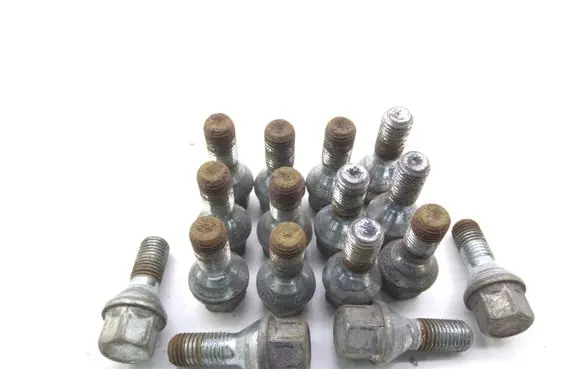 Dacia Lodgy Nuts/bolts 