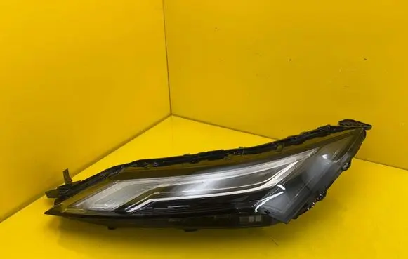 Nissan X-Trail T33 Headlight/headlamp 210-23791