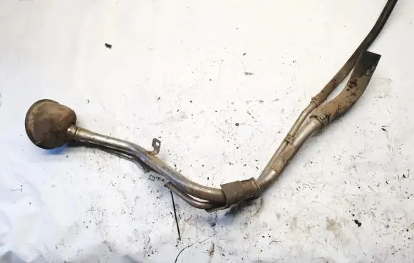 Fuel tank filler neck pipe