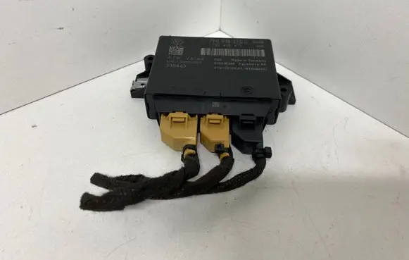 Volkswagen Touareg II Parking PDC control unit/module 7P6919475D