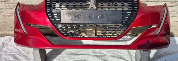 Peugeot 208 II Front bumper 9828081080