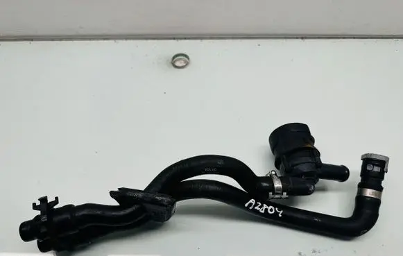 Volvo XC60 Engine coolant pipe/hose 31368257