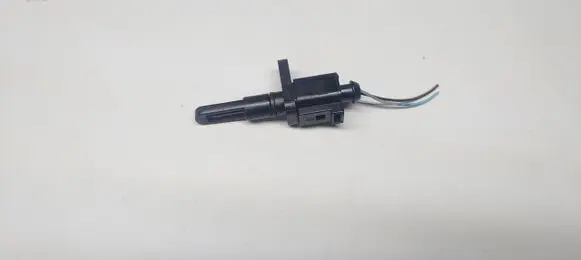 Volkswagen Golf V Intake air temperature sensor 06B905379D 06B905379 06B905379A