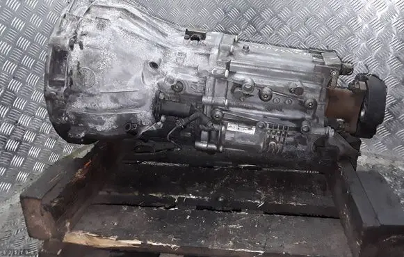 BMW 3 E92 E93 Manual 6 speed gearbox 23007533818