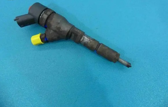Citroen Xsara Picasso Fuel injector 0445110076 IMPRK1133648
